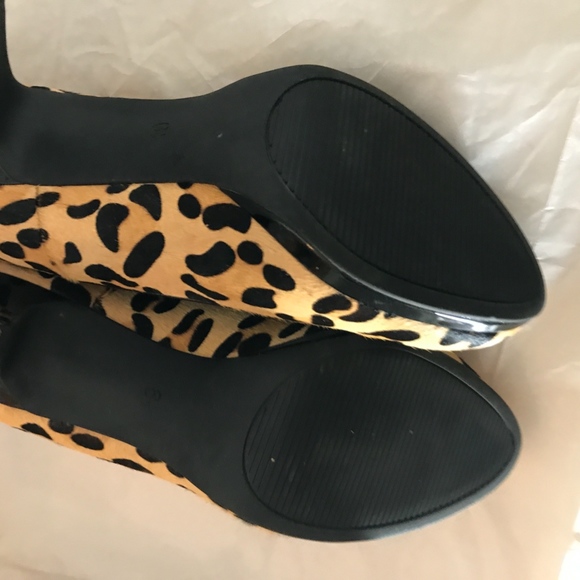 Shoes - Picture 4 of 5